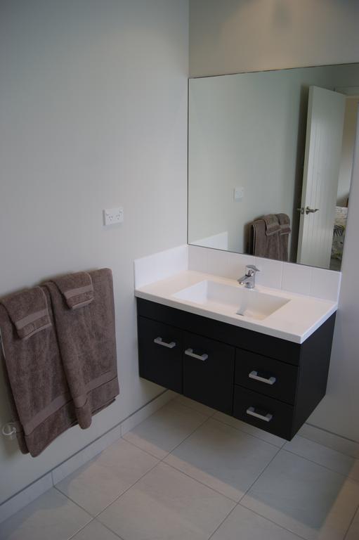 Waihi Beach Getaway-Studio, Ensuite & Private Deck Eksteriør bilde